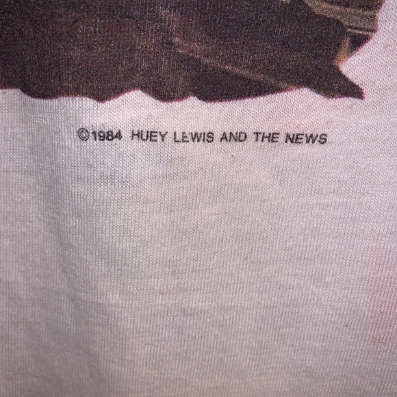 COPY - Huey Lewis & the News VINTAGE OAKLAND CONCERT TEE - Picture 2 of 7